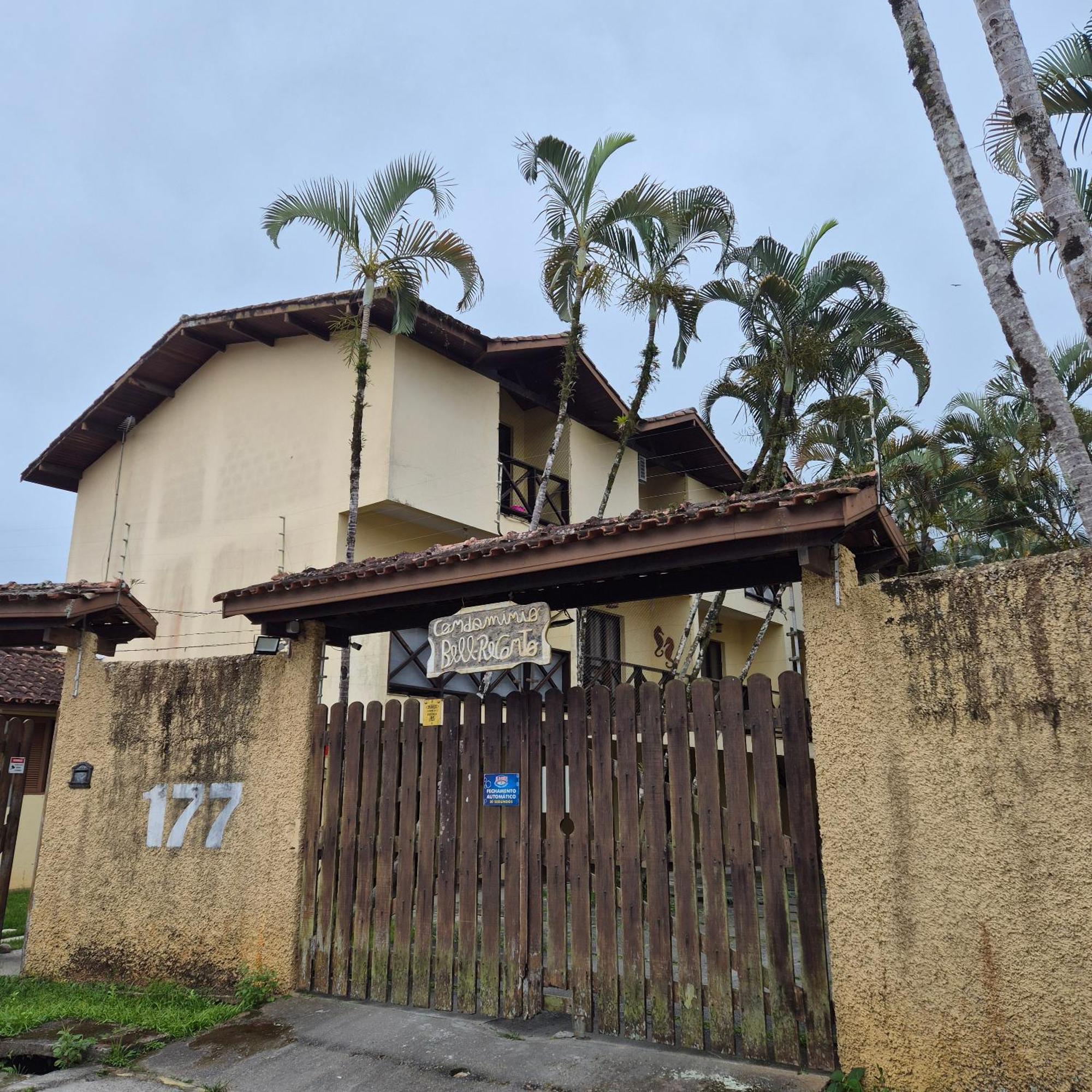 Casa 7 Em Ubatuba No Centro Condominio Com Piscina E Churrasqueira Exterior foto