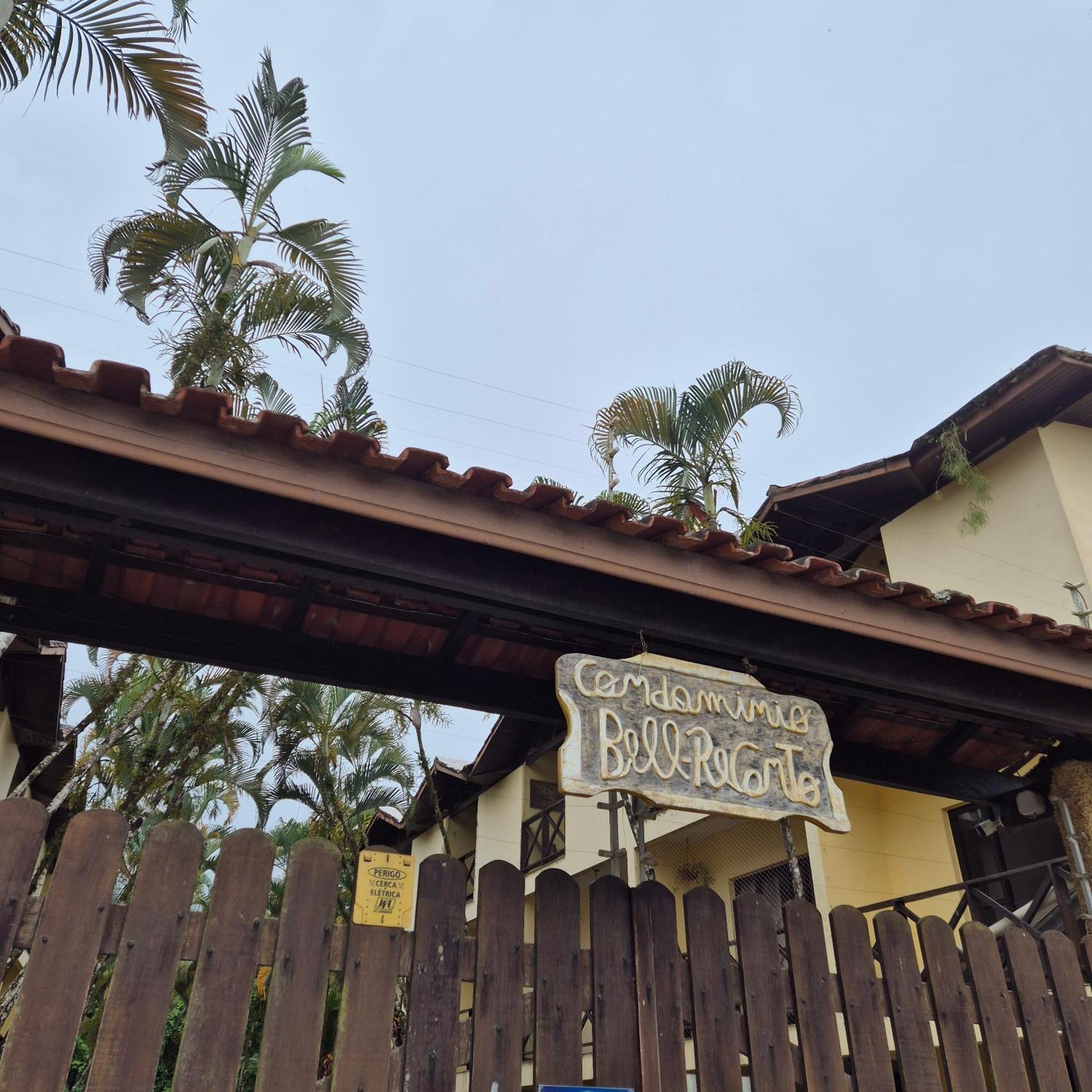 Casa 7 Em Ubatuba No Centro Condominio Com Piscina E Churrasqueira Exterior foto